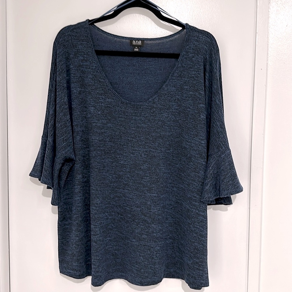 a.n.a. XL Blouse, Navy V-neck, Short Flutter Sleeve